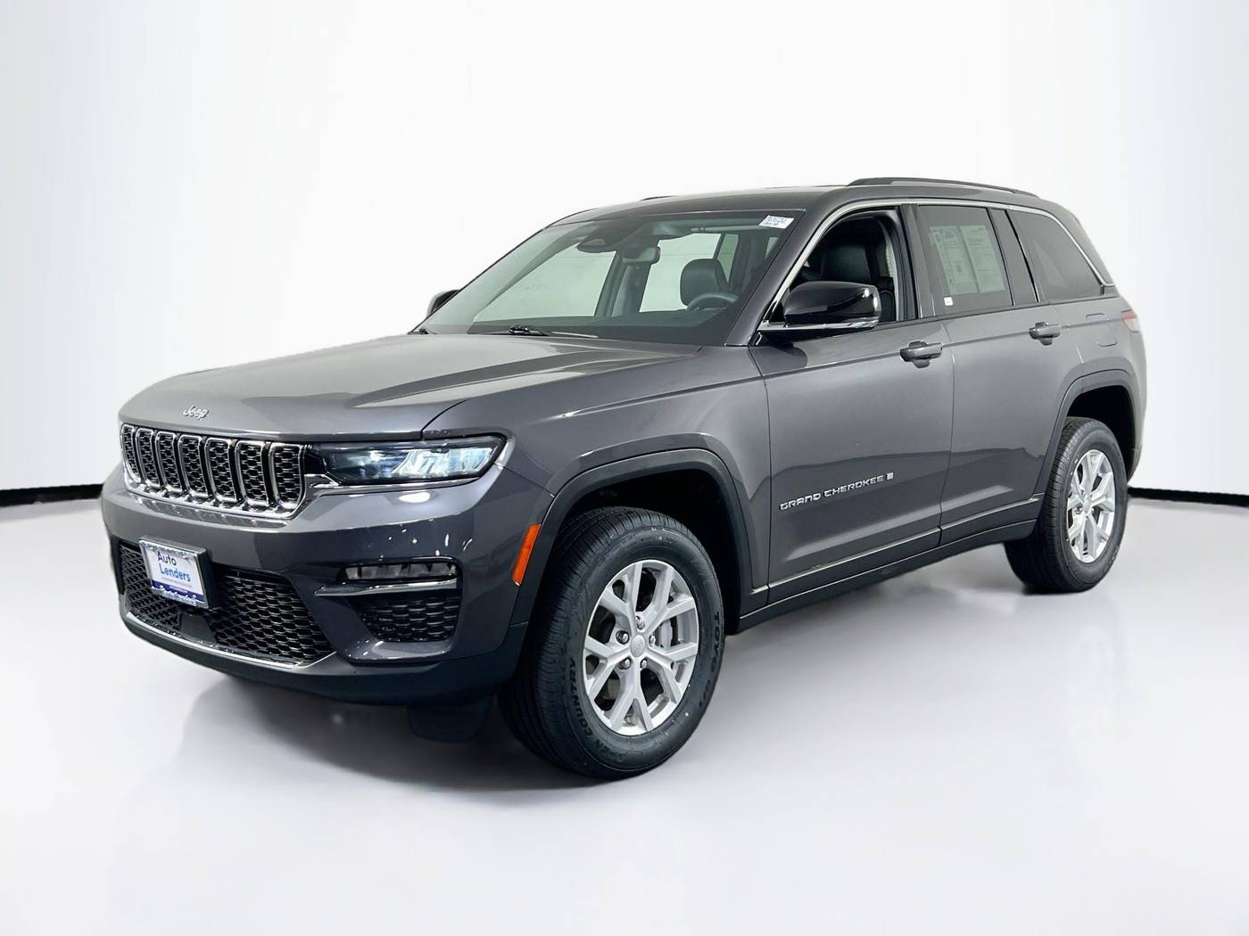 2023 Jeep Grand Cherokee Limited — SUV — 32,988 mi — Williamstown, NJ