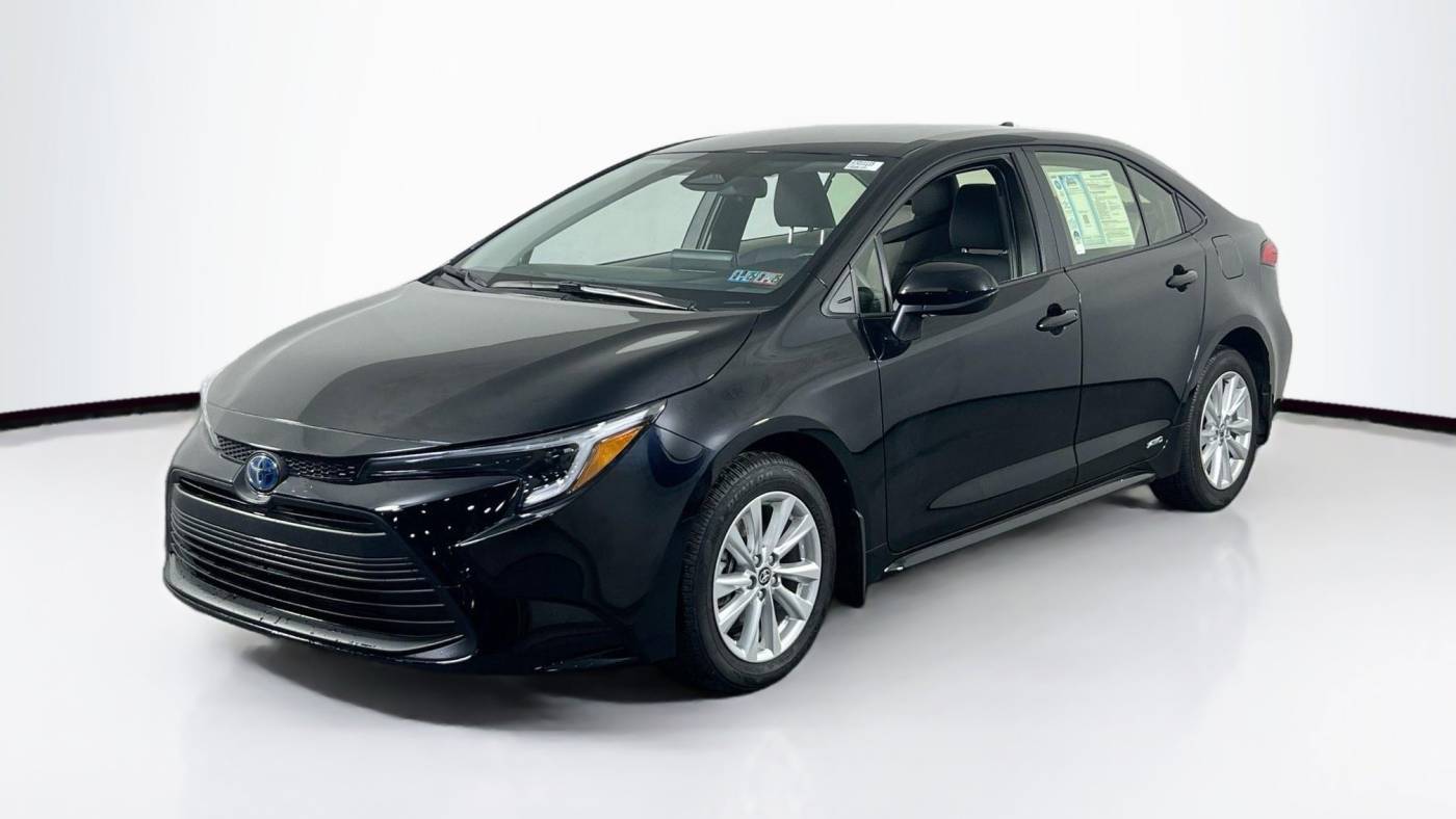2024 Toyota Corolla Hybrid LE — Sedan — 7,703 mi — Williamstown, NJ