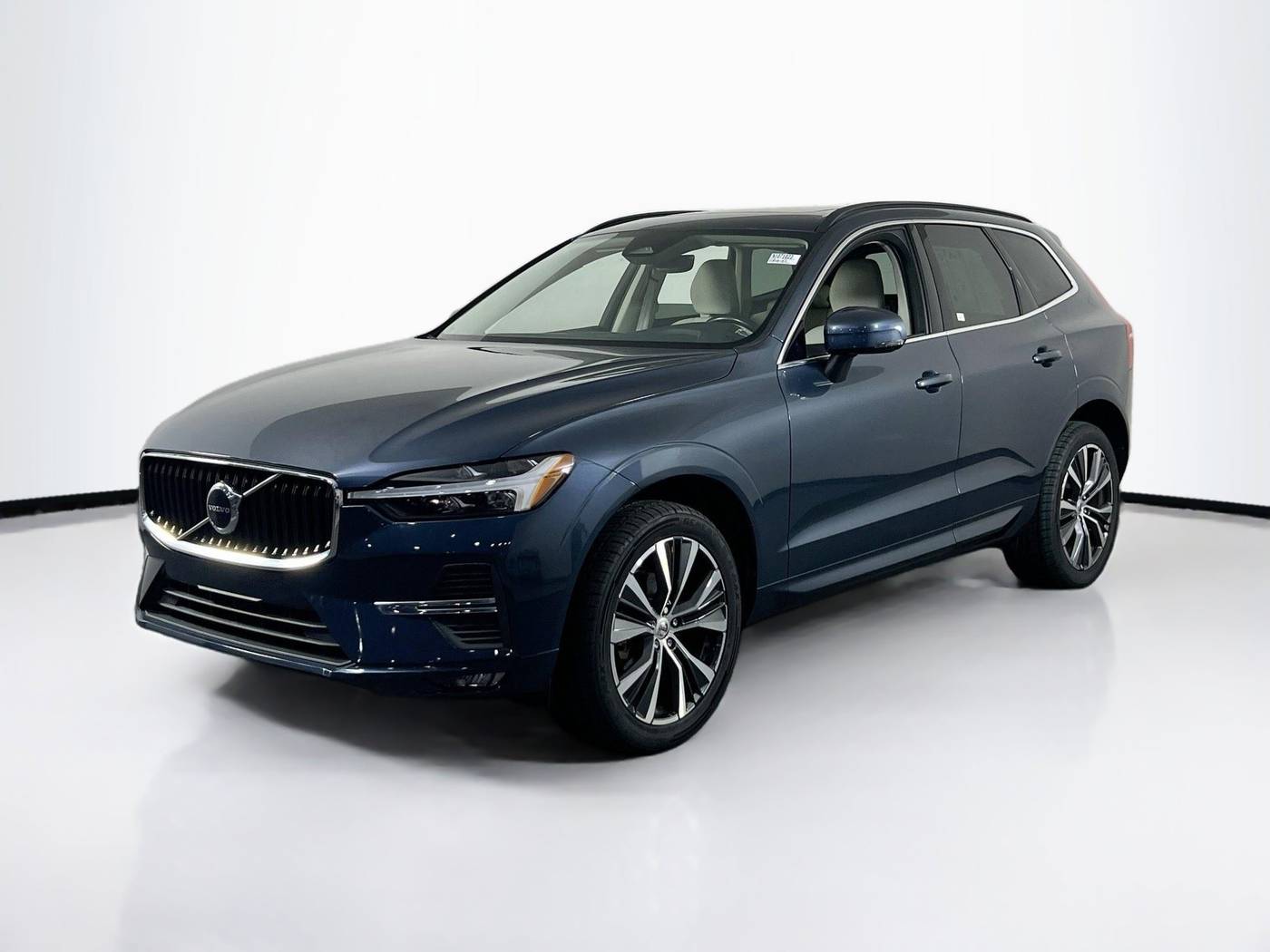 2022 Volvo XC60 Momentum — SUV — 29,557 mi — Williamstown, NJ