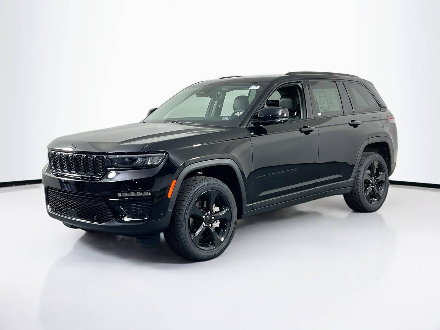 2023 Jeep Grand Cherokee Limited — SUV — 27,180 mi — Williamstown, NJ
