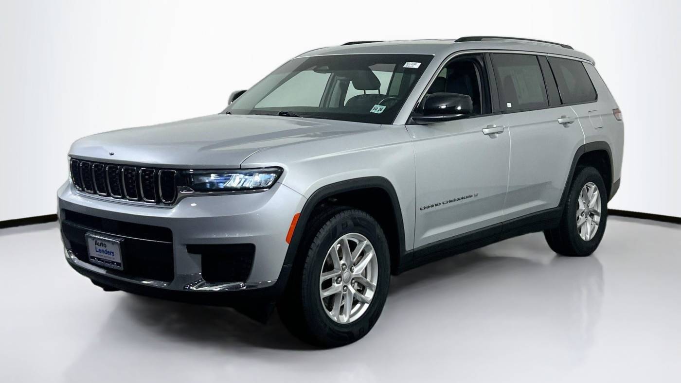 2021 Jeep Grand Cherokee Laredo — SUV — 29,926 mi — Williamstown, NJ