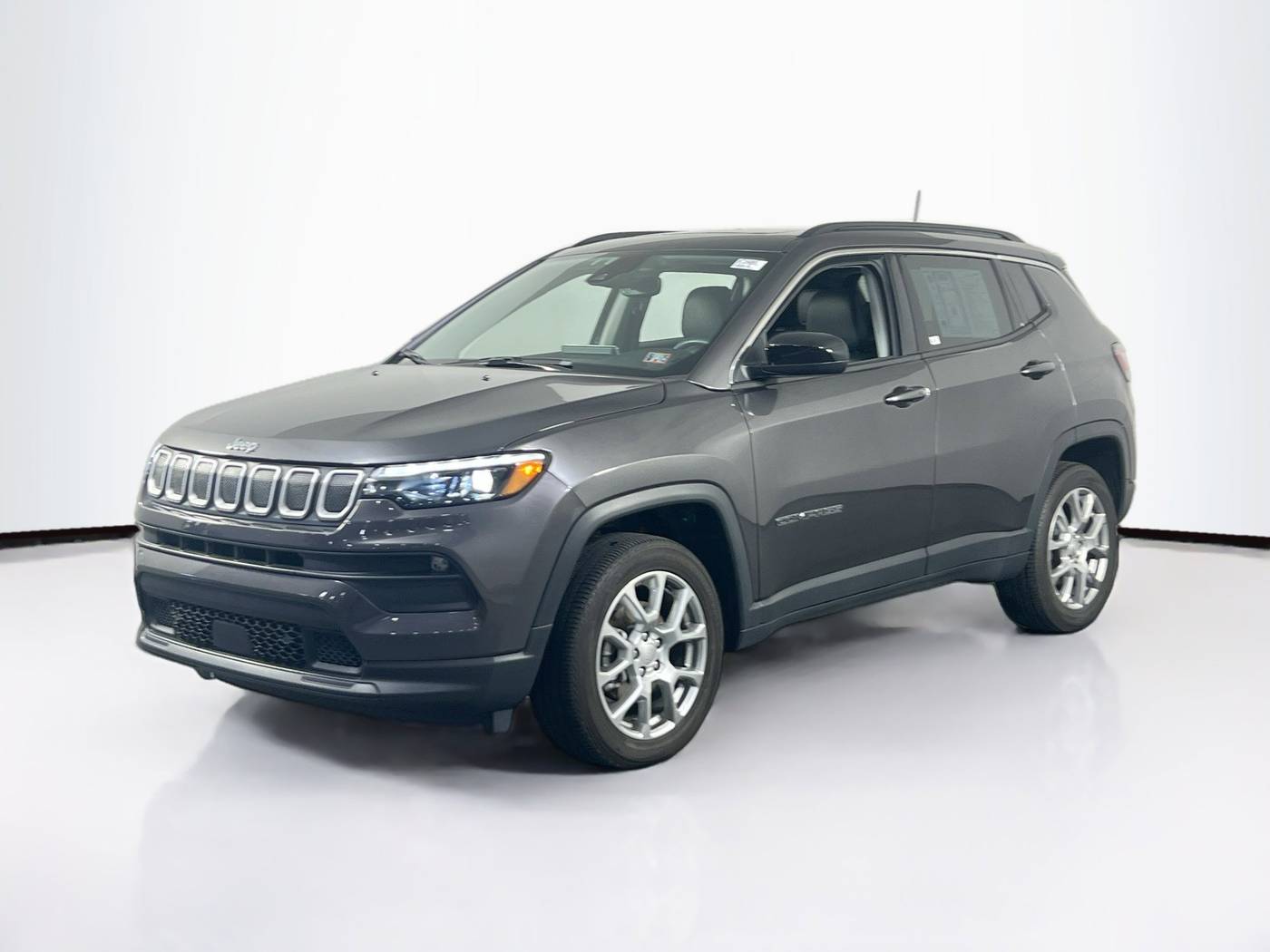 2022 Jeep Compass Latitude Lux — SUV — 30,793 mi — Williamstown, NJ