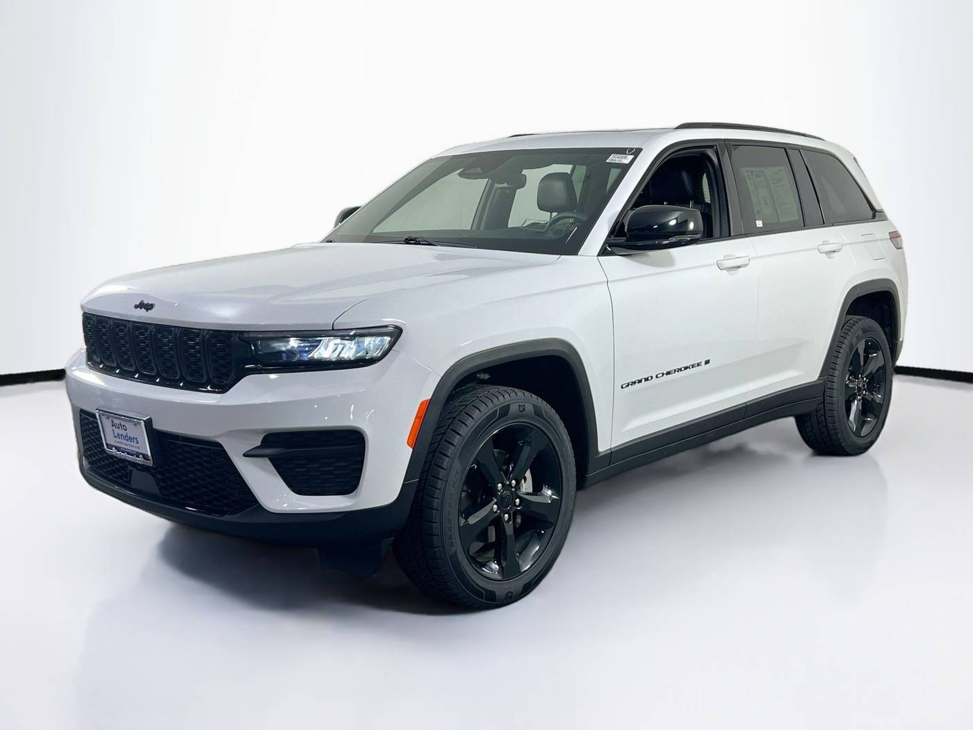 2023 Jeep Grand Cherokee Altitude — SUV — 27,321 mi — Williamstown, NJ