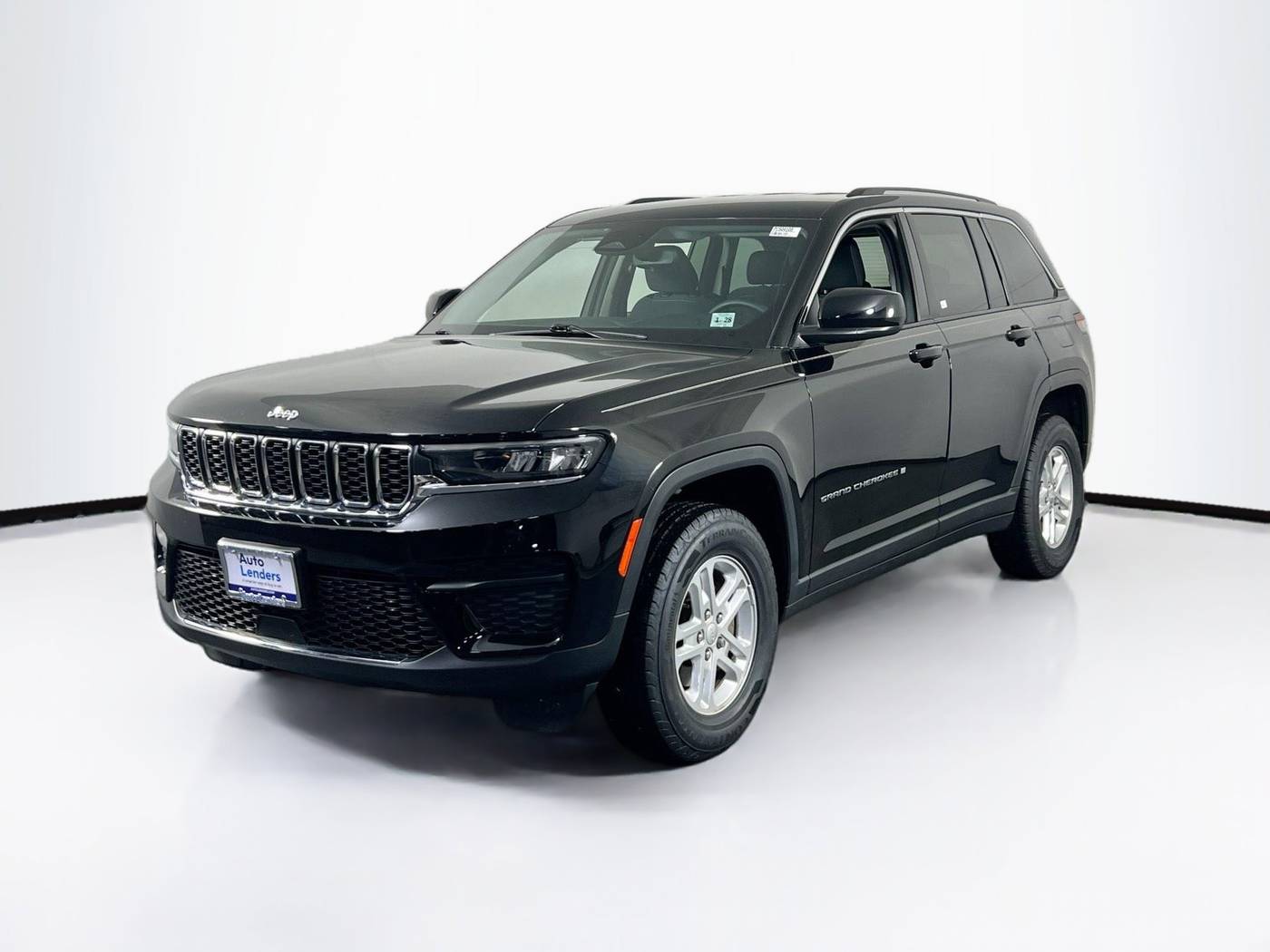 2023 Jeep Grand Cherokee Laredo — SUV — 31,216 mi — Lakewood, NJ