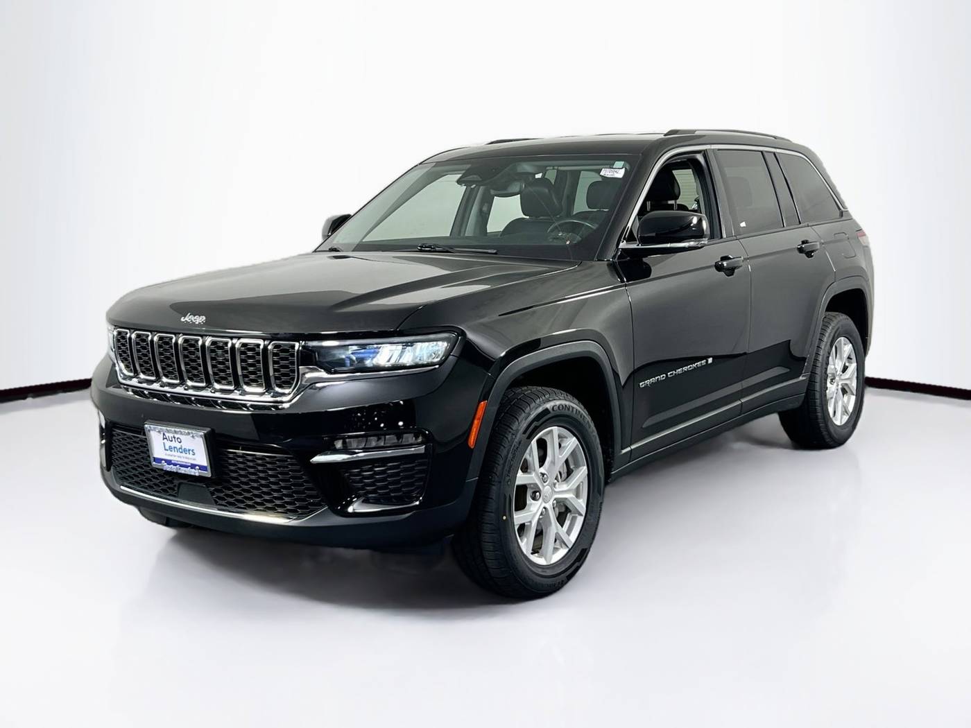 2023 Jeep Grand Cherokee Limited — SUV — 28,837 mi — Lakewood, NJ
