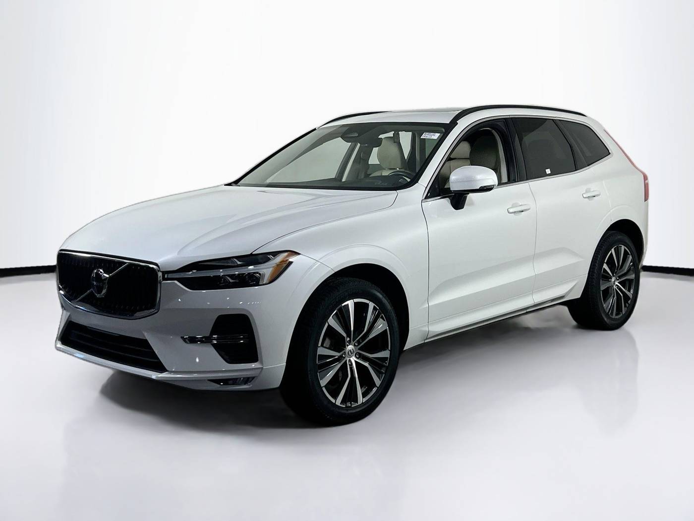 2022 Volvo XC60 Momentum — SUV — 30,362 mi — Lakewood, NJ