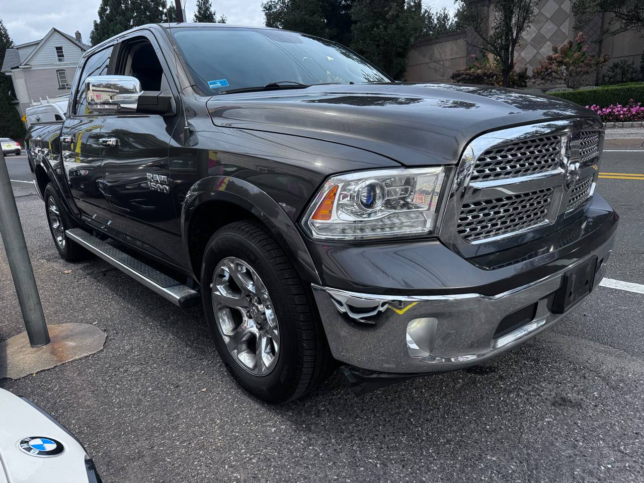 2016 Ram 1500 Laramie — Pickup Truck — 161,154 mi — Garfield, NJ