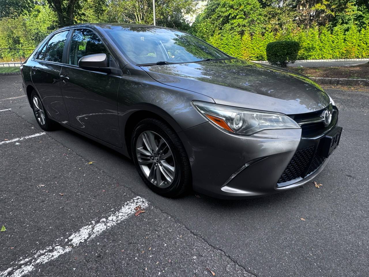 2015 Toyota Camry SE — Sedan — 143,187 mi — Garfield, NJ