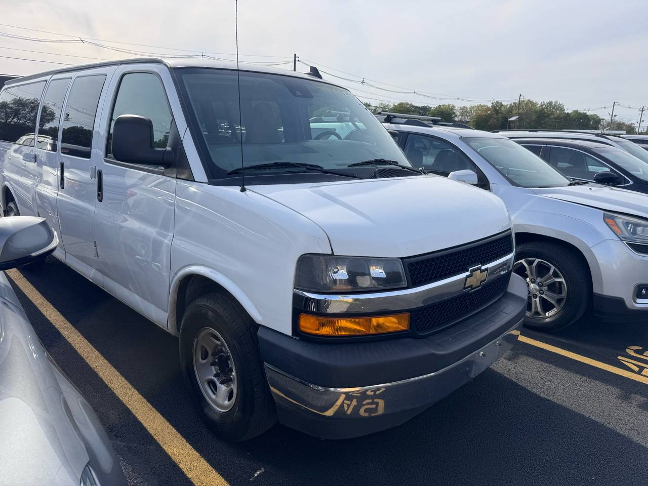 2020 Chevrolet Express Passenger LT — Passenger Van — 160,798 mi — Garfield, NJ