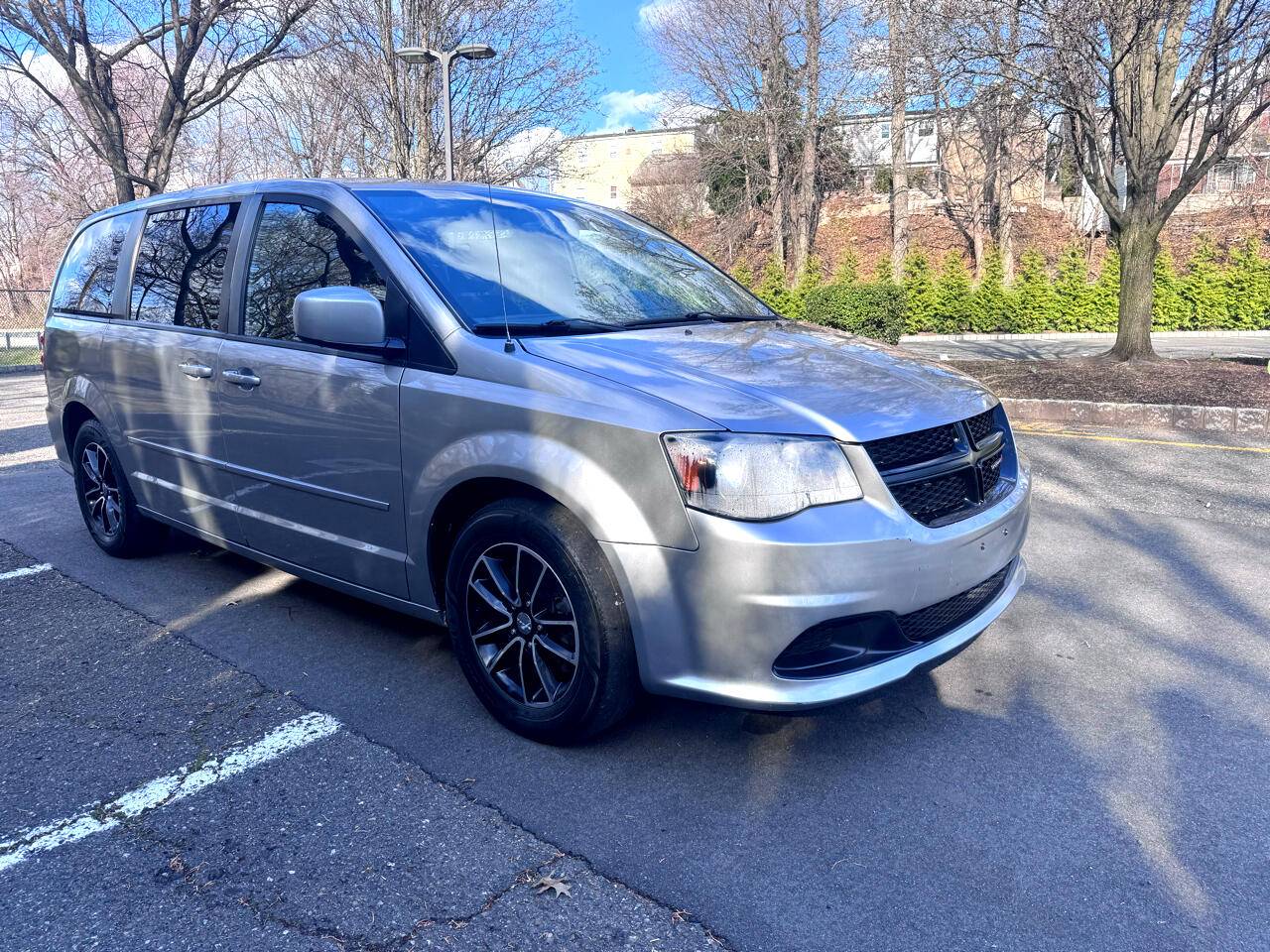2016 Dodge Grand Caravan SE Plus — Minivan — 125,135 mi — Garfield, NJ