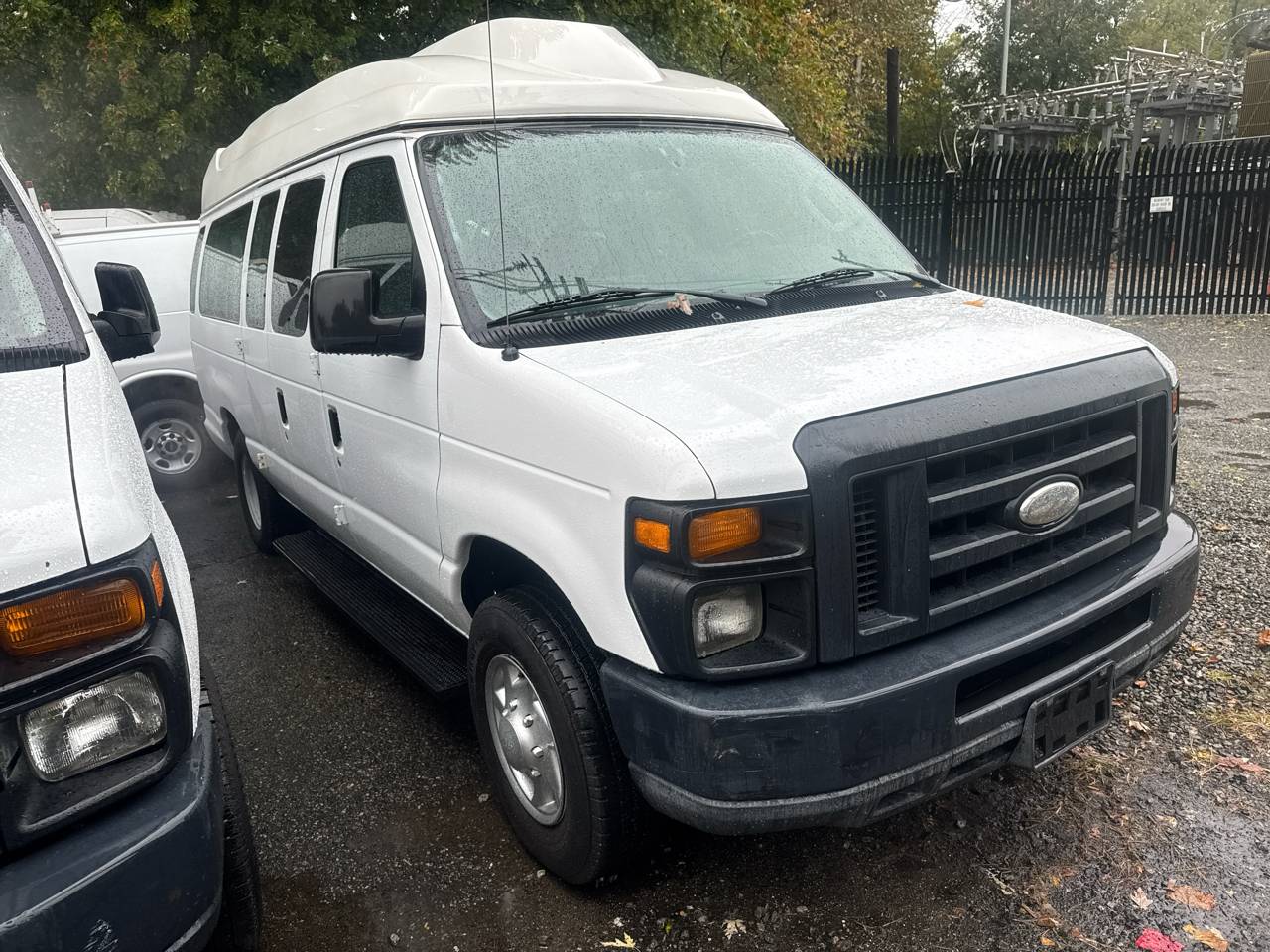 2014 Ford Econoline Cargo Van E-250 — Cargo Van — 24,565 mi — Garfield, NJ