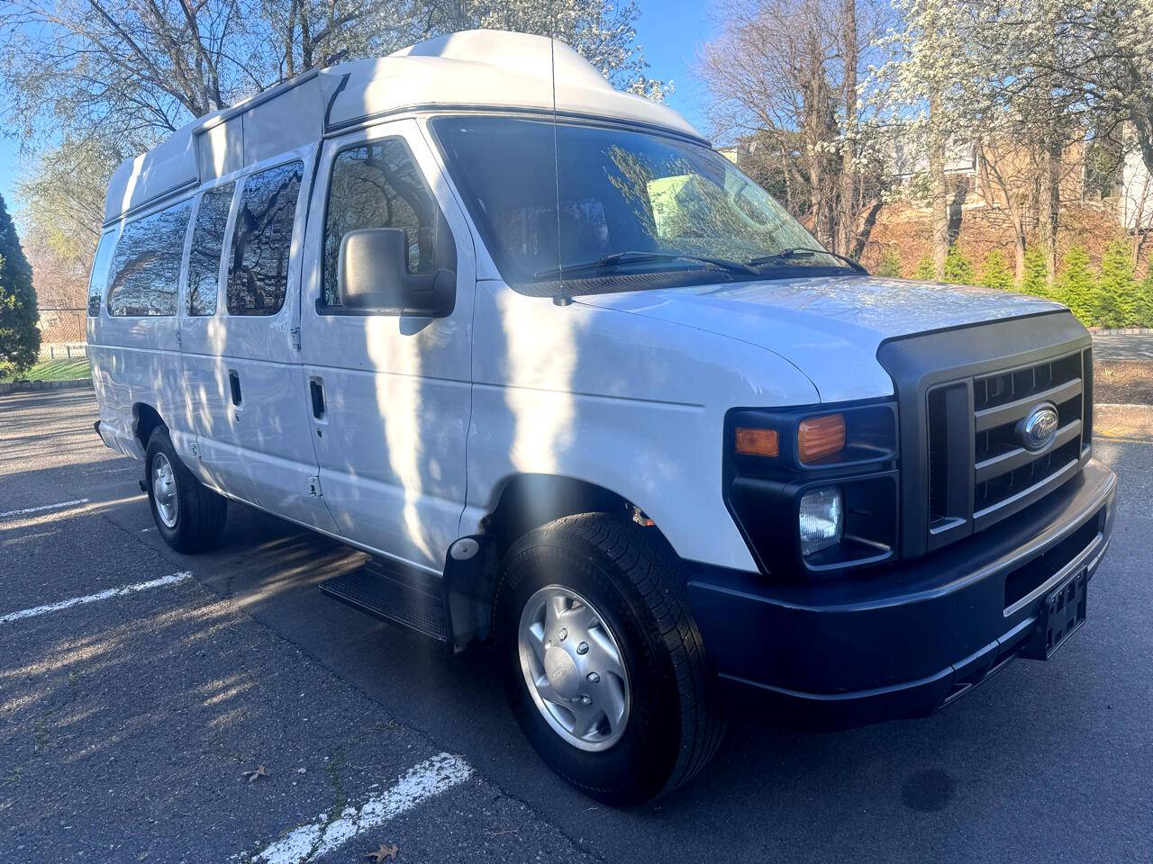 2014 Ford Econoline Cargo Van E-350 Super Duty — Cargo Van — 77,524 mi — Garfield, NJ