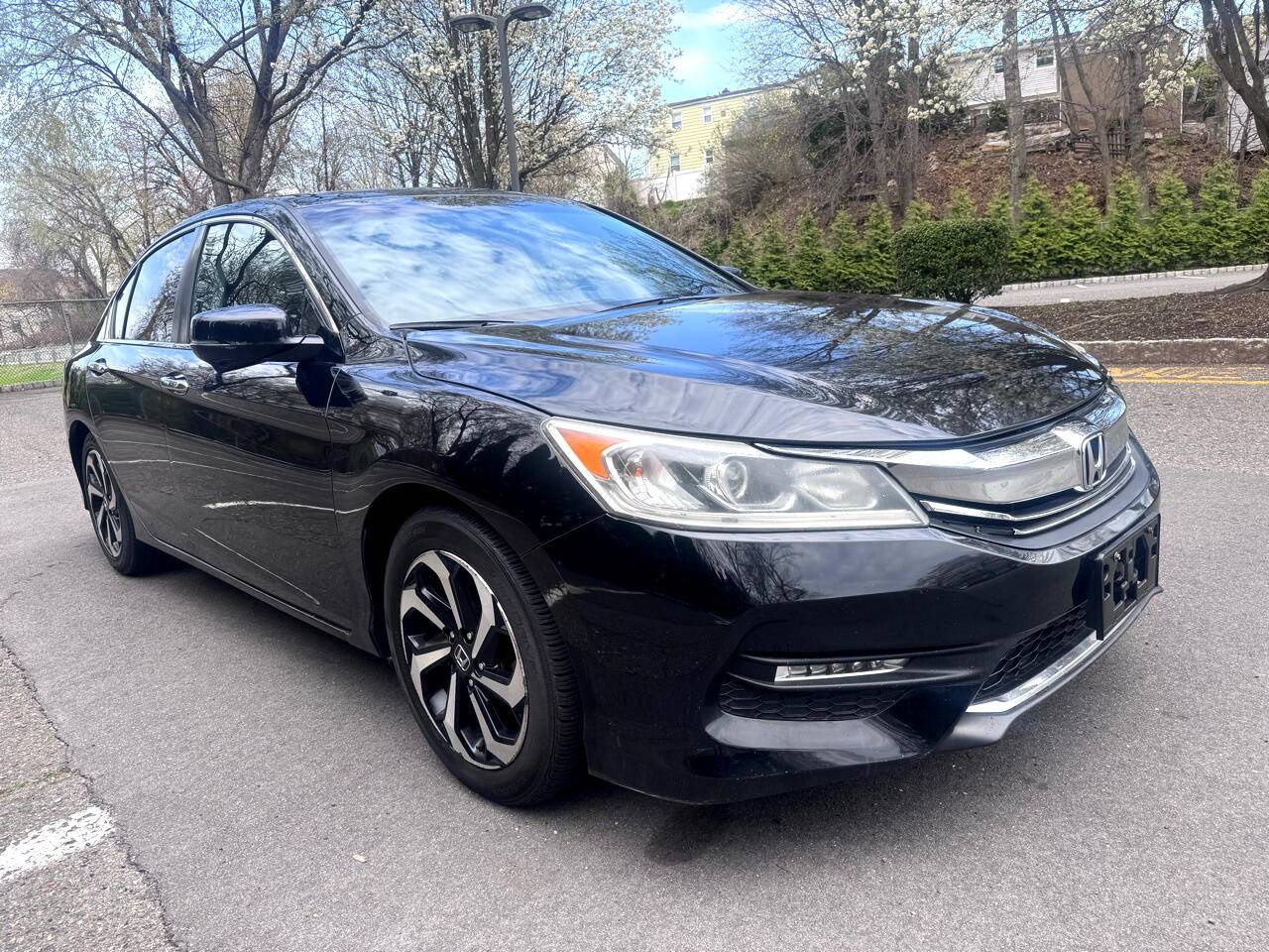 2017 Honda Accord EX-L — Sedan — 89,829 mi — Garfield, NJ