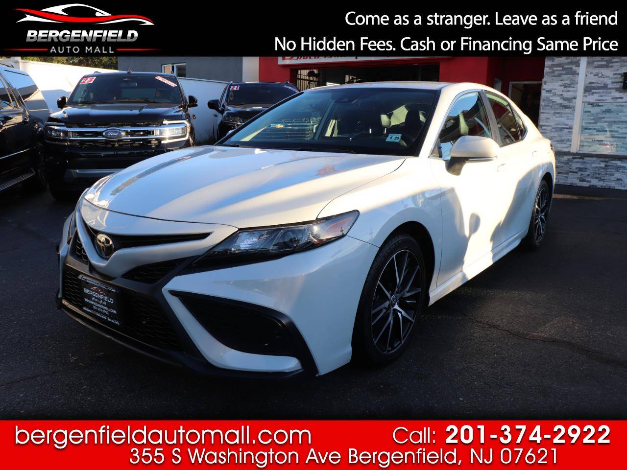 2023 Toyota Camry SE — Sedan — 61,183 mi — Bergenfield, NJ