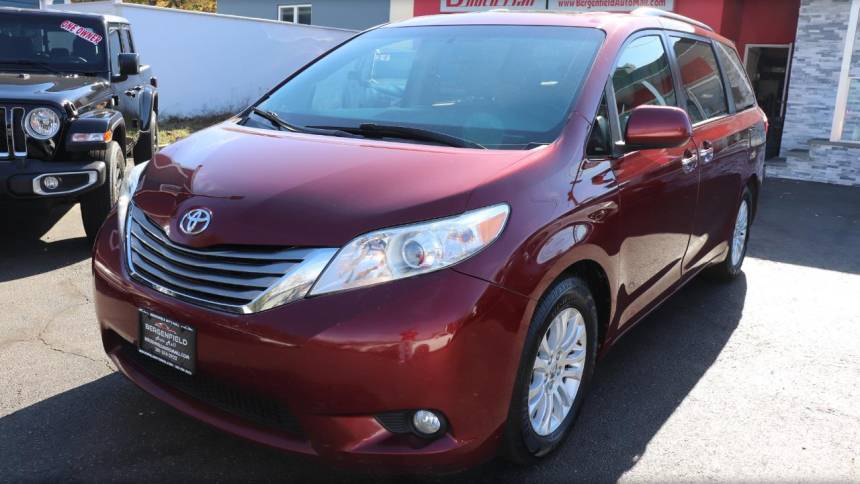 2016 Toyota Sienna XLE Premium — Minivan — 142,724 mi — Bergenfield, NJ