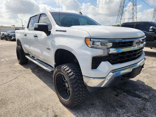 2022 Chevrolet Silverado 1500 LT — Pickup Truck — 42,128 mi — Sugar Land, TX