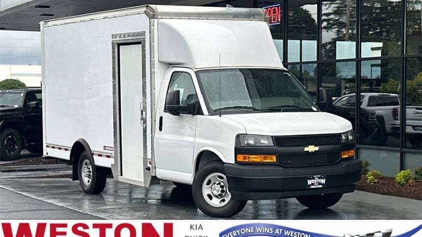 2022 Chevrolet Express Commercial Cutaway 3500 — Chassis Cab Truck — 5,078 mi — Gresham, OR