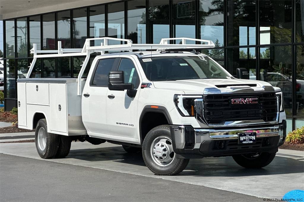 2025 GMC Sierra 3500HD CC Pro