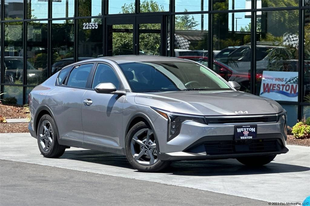 2025 Kia K4 LXS — Sedan — 4,036 mi — Gresham, OR