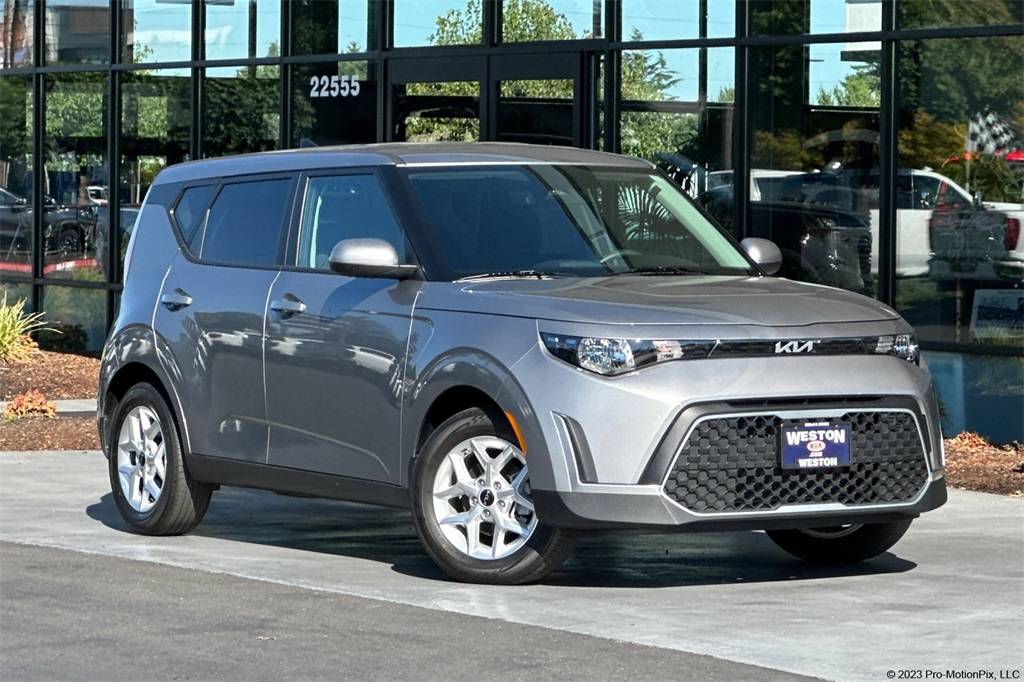 2025 Kia Soul LX — Hatchback — 5,134 mi — Gresham, OR