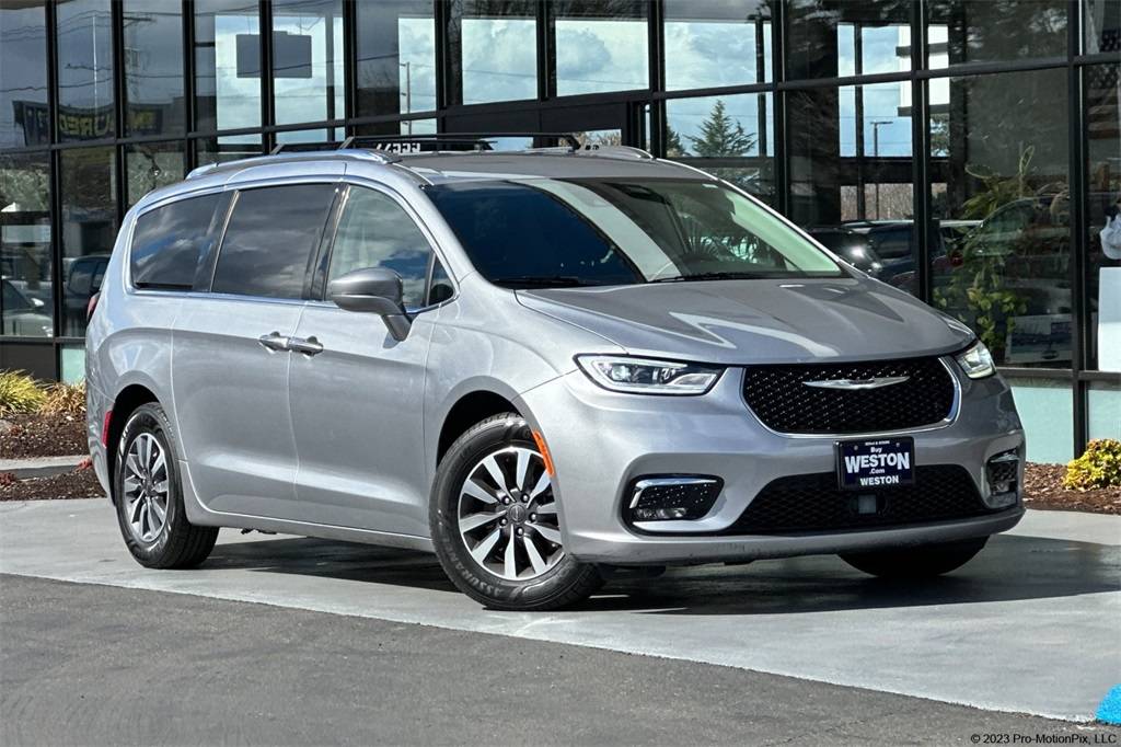 2021 Chrysler Pacifica Touring L — Minivan — 89,539 mi — Gresham, OR