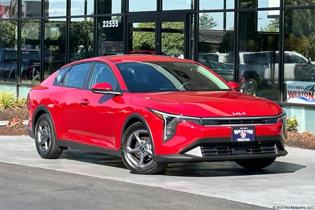 2025 Kia K4 LXS — Sedan — 5,000 mi — Gresham, OR