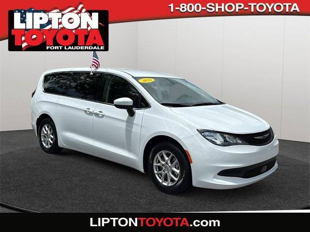 2022 Chrysler Voyager LX — Minivan — 53,540 mi — Fort Lauderdale, FL