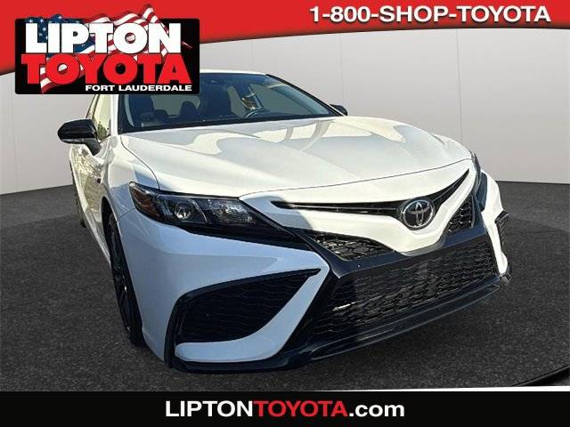 2024 Toyota Camry SE — Sedan — 4,528 mi — Fort Lauderdale, FL