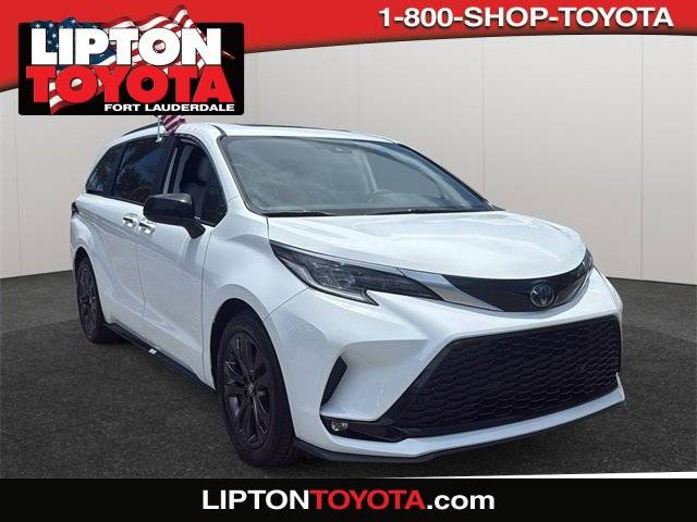 2023 Toyota Sienna XSE — Minivan — 51,118 mi — Fort Lauderdale, FL