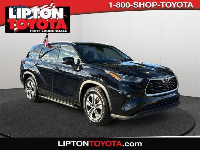 2022 Toyota Highlander XLE — SUV — 33,536 mi — Fort Lauderdale, FL