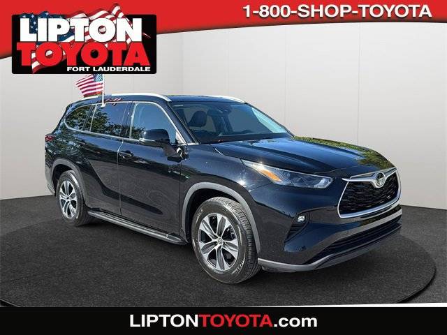 2022 Toyota Highlander XLE — SUV — 14,486 mi — Fort Lauderdale, FL