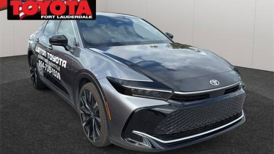 2023 Toyota Crown Platinum — Sedan — 41,799 mi — Fort Lauderdale, FL