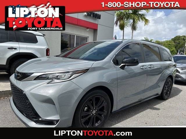 2023 Toyota Sienna XSE — Minivan — 31,669 mi — Fort Lauderdale, FL