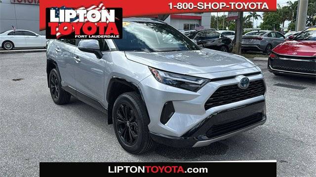 2024 Toyota RAV4 Hybrid SE — SUV — 15,096 mi — Fort Lauderdale, FL