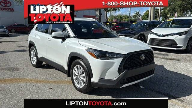2024 Toyota Corolla Cross LE — SUV — 20,474 mi — Fort Lauderdale, FL