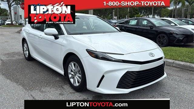 2025 Toyota Camry Hybrid LE — Sedan — 6,500 mi — Fort Lauderdale, FL