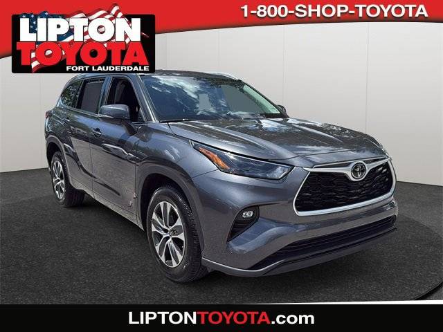 2022 Toyota Highlander XLE — SUV — 21,274 mi — Fort Lauderdale, FL