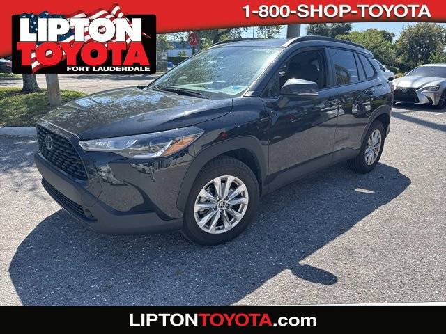 2024 Toyota Corolla Cross LE — SUV — 16,237 mi — Fort Lauderdale, FL