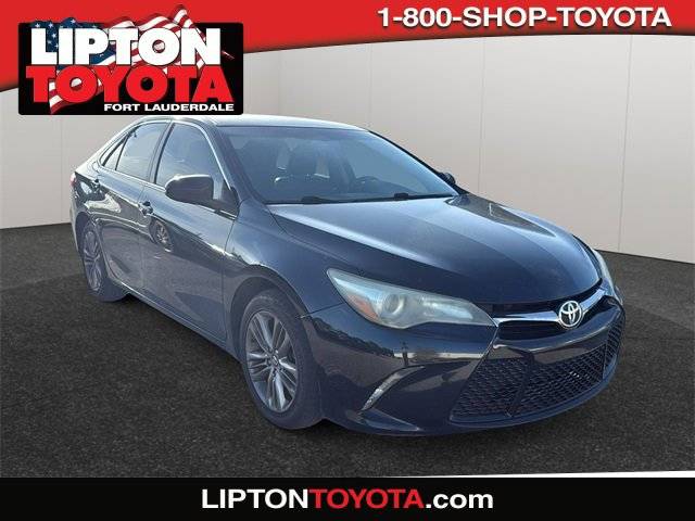 2017 Toyota Camry SE — Sedan — 98,800 mi — Fort Lauderdale, FL