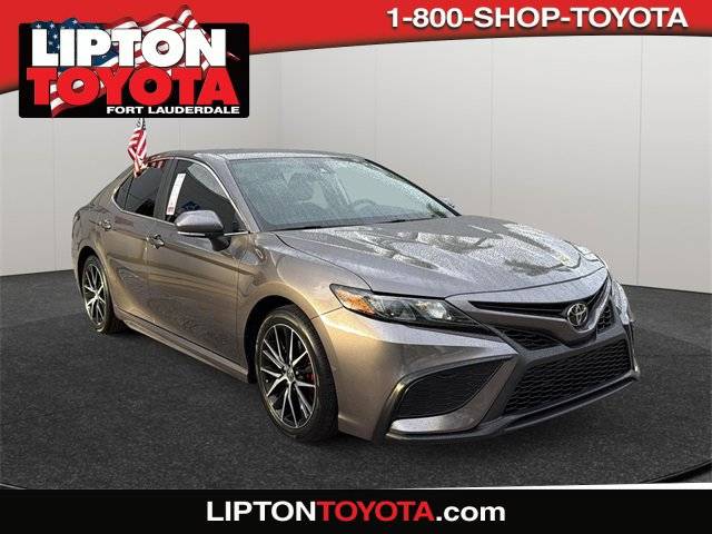 2024 Toyota Camry SE — Sedan — 14,388 mi — Fort Lauderdale, FL