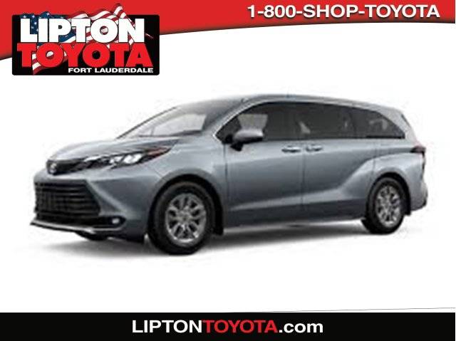 2023 Toyota Sienna XLE — Minivan — 19,950 mi — Fort Lauderdale, FL