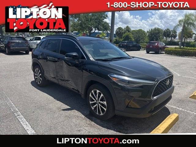 2022 Toyota Corolla Cross XLE — SUV — 25,657 mi — Fort Lauderdale, FL