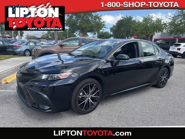 2022 Toyota Camry SE — Sedan — 28,441 mi — Fort Lauderdale, FL