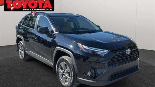 2024 Toyota RAV4 Hybrid LE — SUV — 17,477 mi — Fort Lauderdale, FL