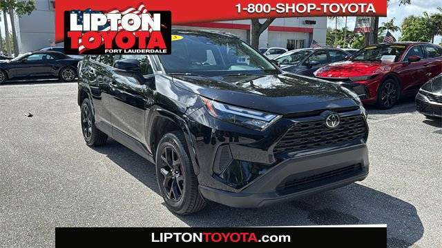 2024 Toyota RAV4 XLE — SUV — 19,739 mi — Fort Lauderdale, FL