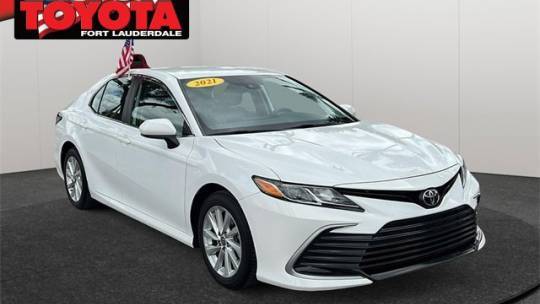 2021 Toyota Camry LE — Sedan — 30,546 mi — Fort Lauderdale, FL