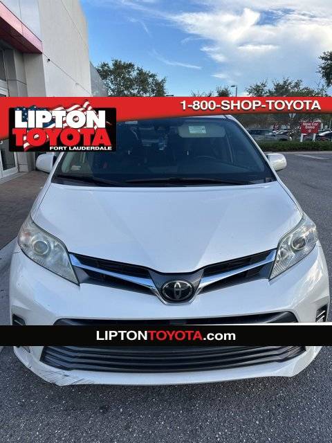 2019 Toyota Sienna XLE — Minivan — 59,318 mi — Fort Lauderdale, FL