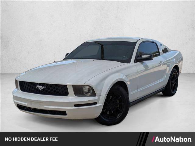 2005 Ford Mustang Premium