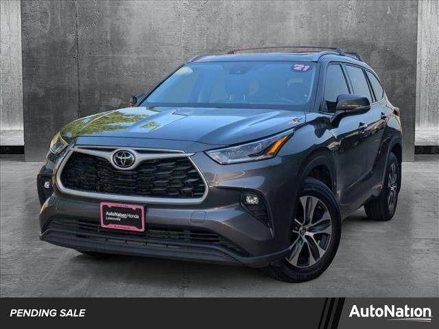 2021 Toyota Highlander XLE — SUV — 100,939 mi — Lewisville, TX
