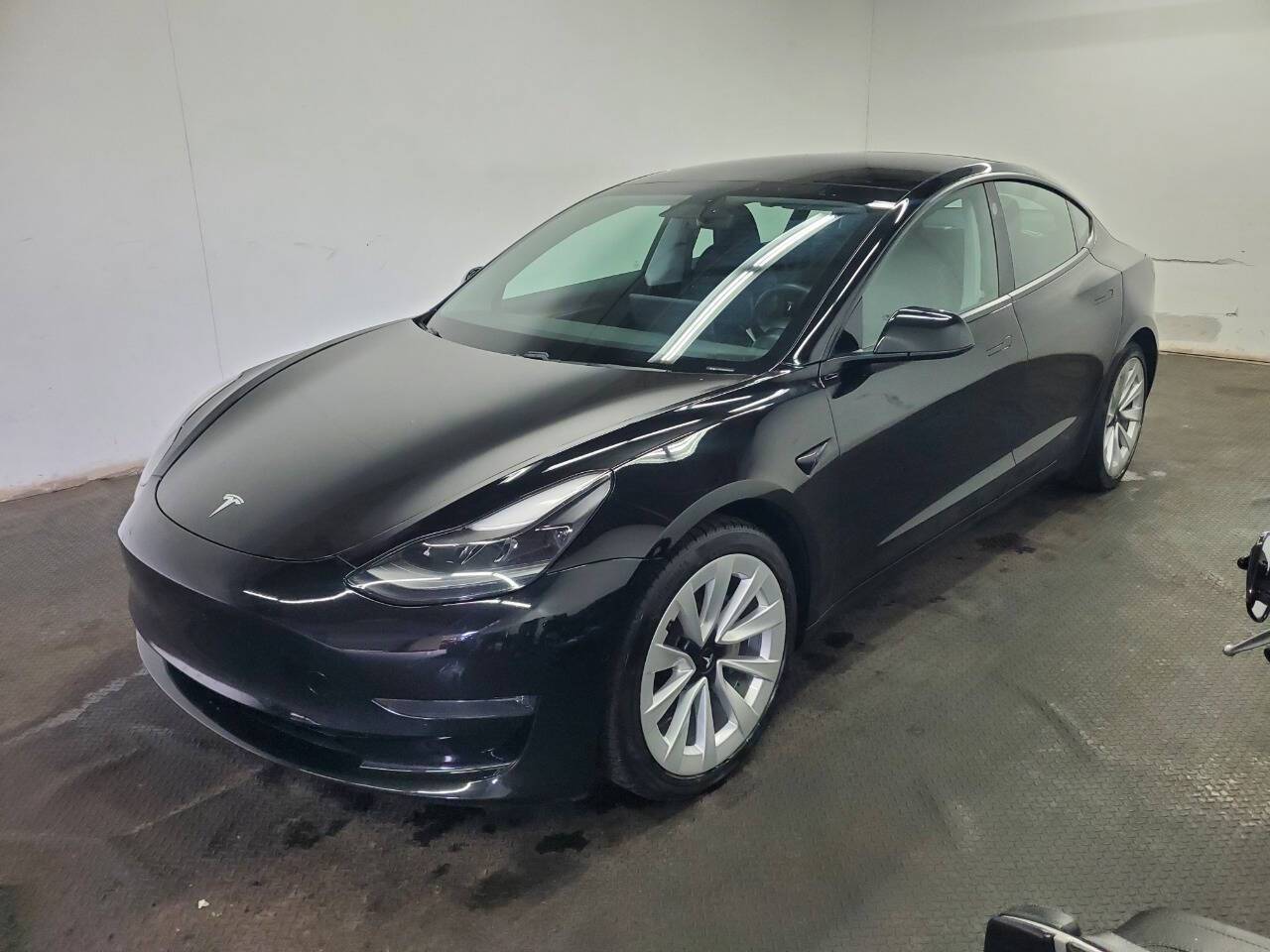 2021 Tesla Model 3 Long Range — Sedan — 33,748 mi — Fairfield, OH